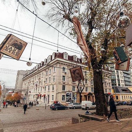 Cathedral Park And Pedestrian Zone Ultracentral Cozy Apartment In Chisinau Eksteriør bilde