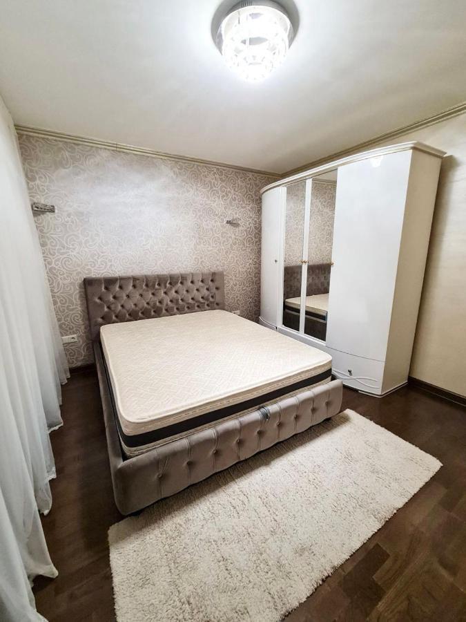 Cathedral Park And Pedestrian Zone Ultracentral Cozy Apartment In Chisinau Eksteriør bilde